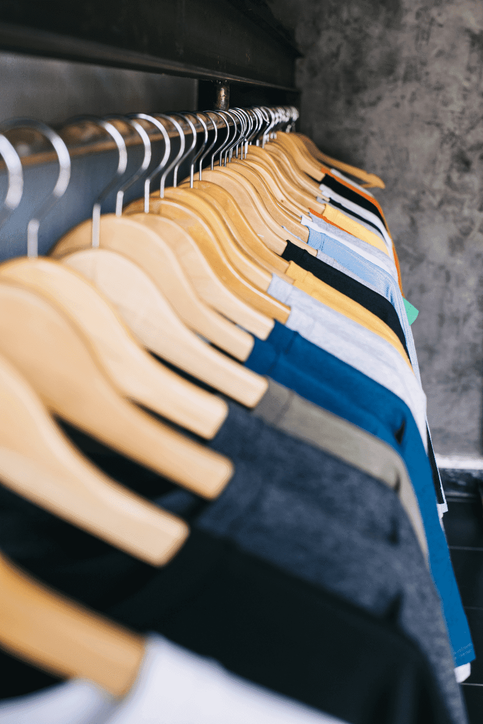 C.L.UNIFORM CO. 思諾制服公司